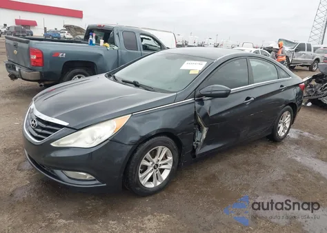 2013 Hyundai Sonata Gls z USA, uszkodzony, nr VIN 5NPEB4AC3DH605395